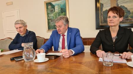 20230330_100648 (002)